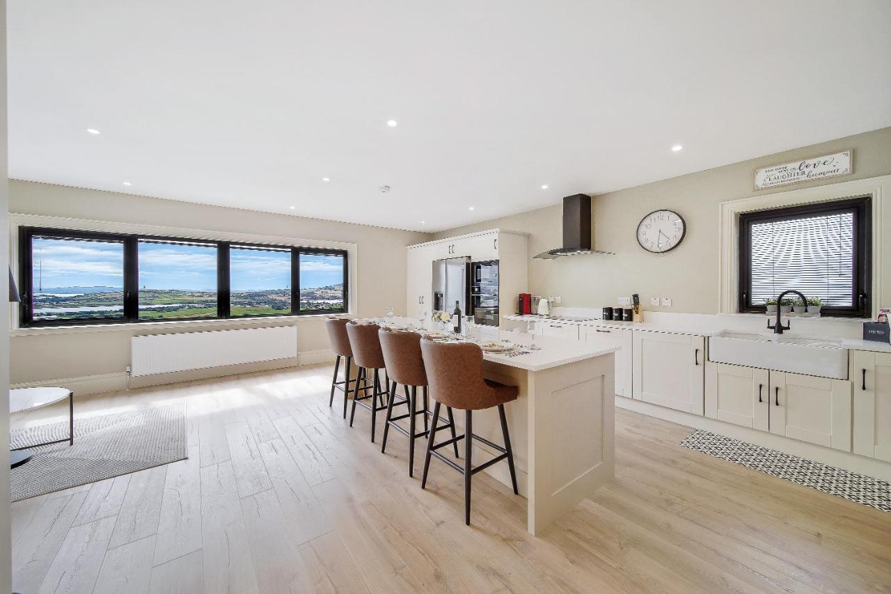 Seaview Lodge Apartment 'Sleeping 4 Guests' Rockstown 外观 照片