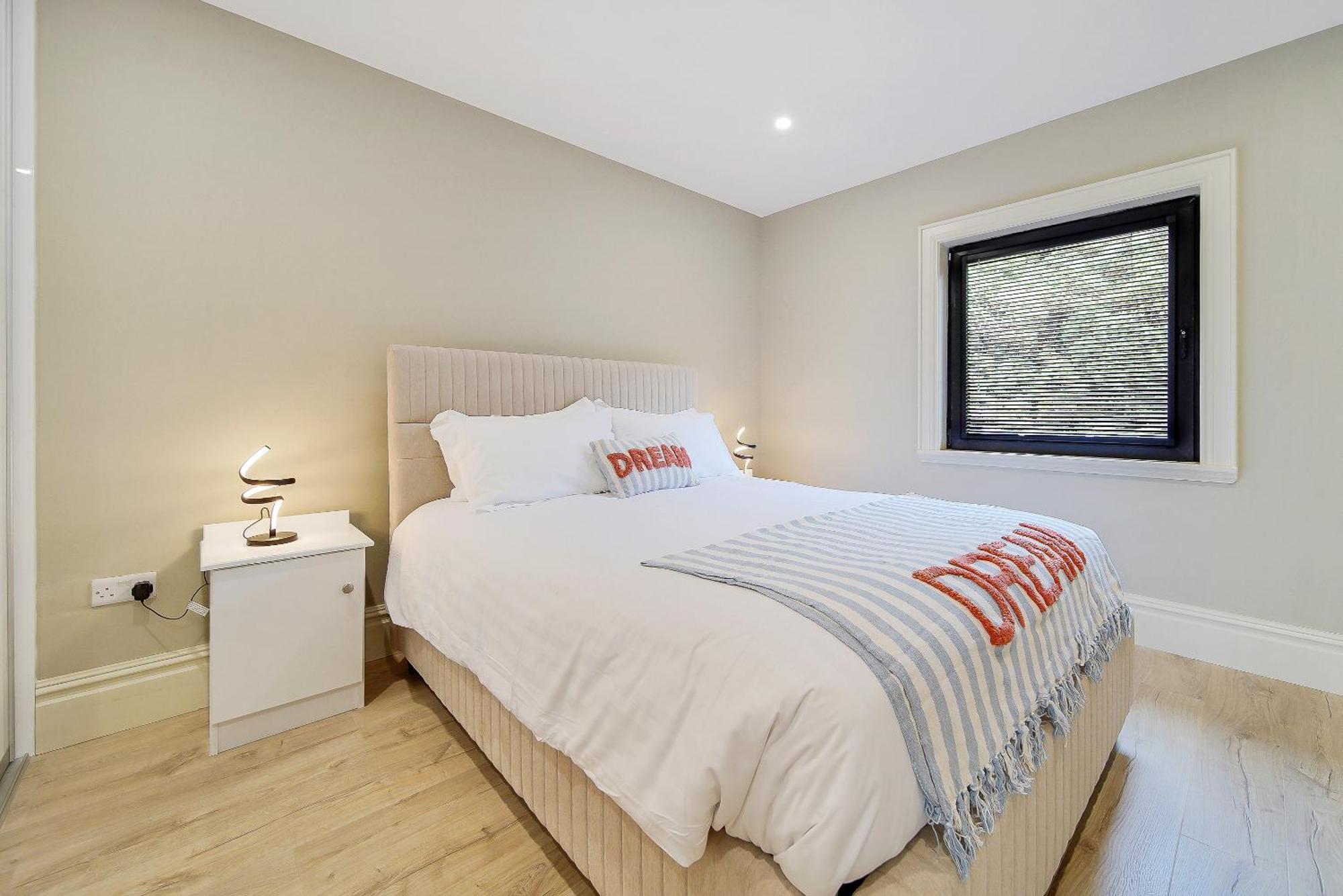 Seaview Lodge Apartment 'Sleeping 4 Guests' Rockstown 外观 照片