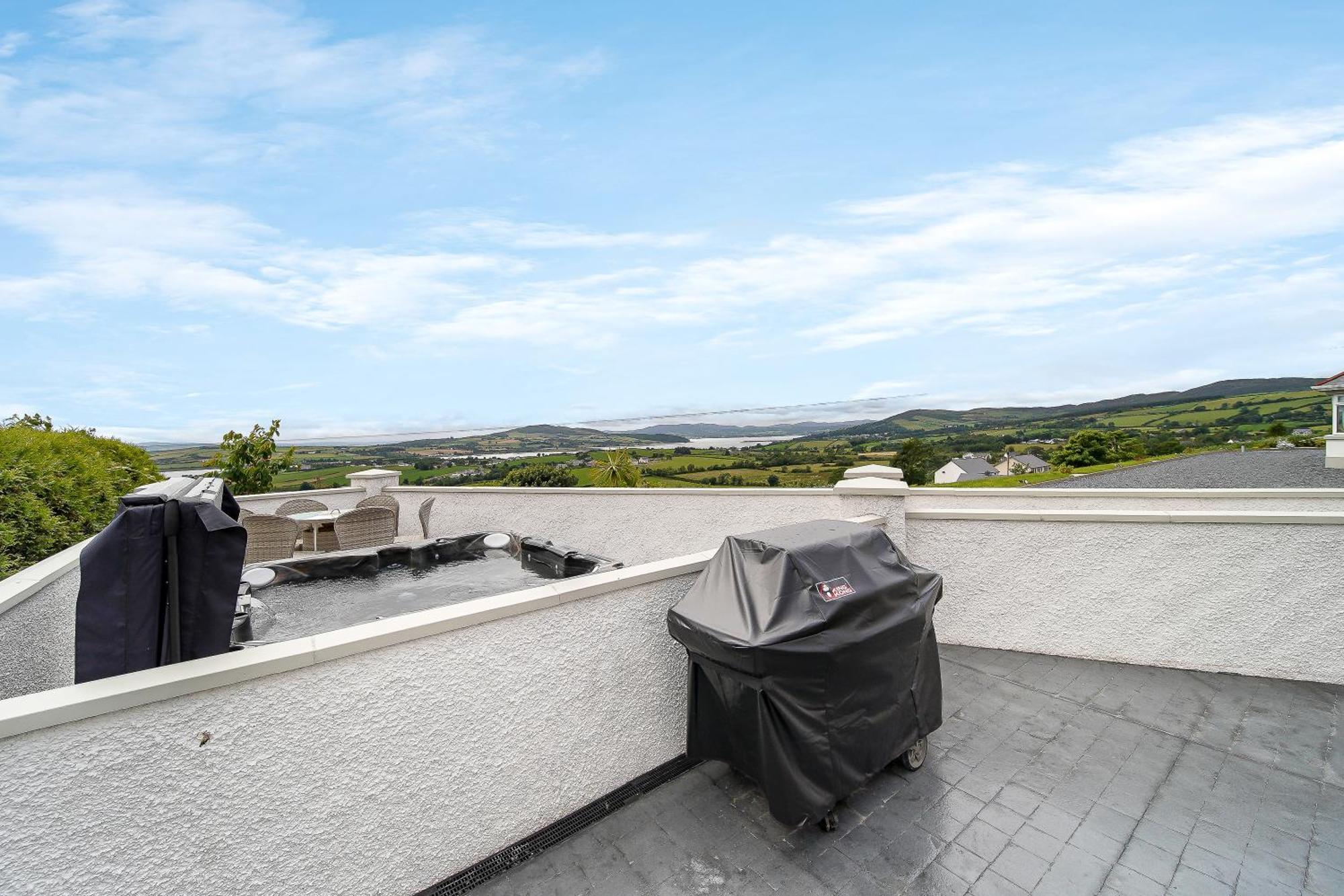 Seaview Lodge Apartment 'Sleeping 4 Guests' Rockstown 外观 照片